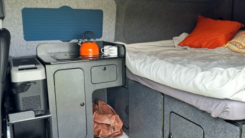 Doris – 2 berth High Top Ford campervan 2015