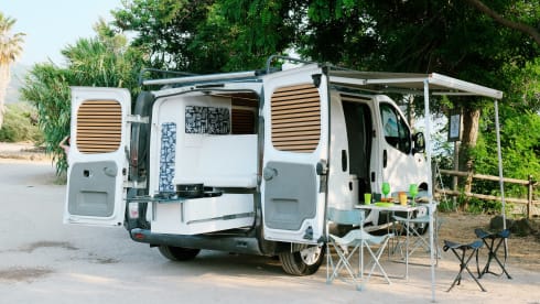 Strafic by Freesoul Campervans – 🚐Strafic, Il minivan per grandi avventure in Sardegna.