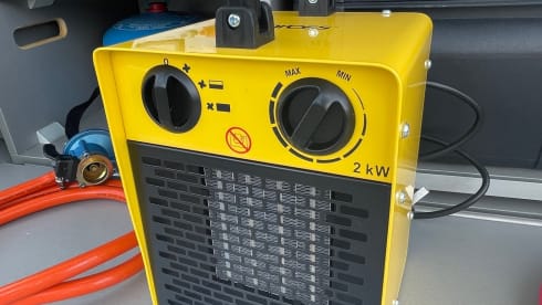 Butch – Butch our overland off grid camping machine. Insurance included.