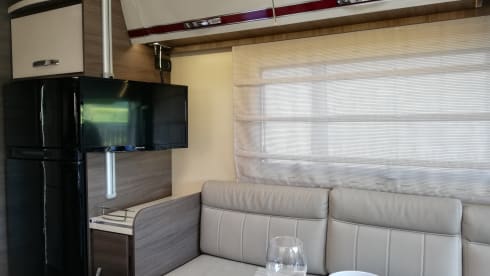Luxurious family camper with a great sense of space and great travel comfort