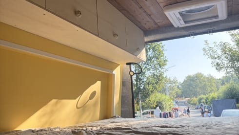 Boulder Bus – Off-Grid Opel Movano 4 gordel plaatsen 