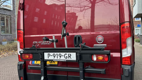 2p Pössl bus uit 2021