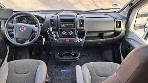 C24 – 4p Adria Mobil semi-integrata dal 2019