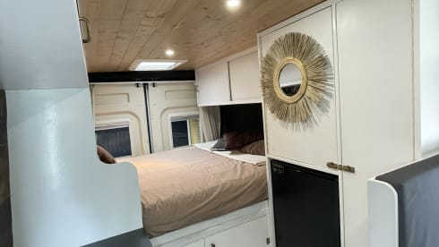 Flow  – On an adventure with this cool DIY Fiat Ducato MultiJet 150 185 HP