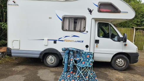 Sunny Suntor – 4 berth Autotrail alcove from 2003