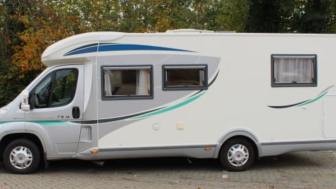 Welkome 78 EB – 4p Chausson semi-integrated uit 2012