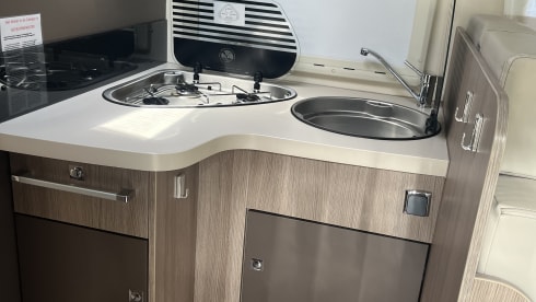 5p Challenger semi-integrated uit 2016