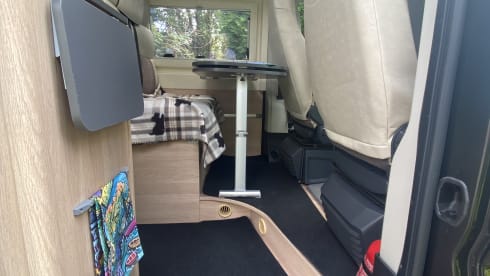 Robbie – 2024 Italian-style Giottiline 2/3 Berth Camper