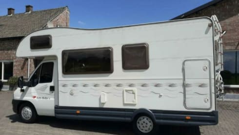 Rola – Neat and well maintained Autoroller camper