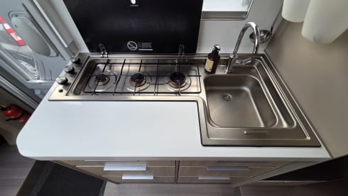 2,5p | Adria Compact Plus – Modern, luxurious Compact Camper from 2022.