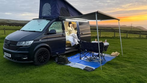 Seymour  – Luxury 2021 VW high spec campervan with flexible collection/drop-off