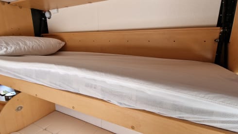 Ellis – Fiat Alcove met 4 slaapplaatsen uit 2004