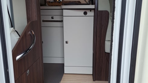 4p Benimar semi-integrated from 2018