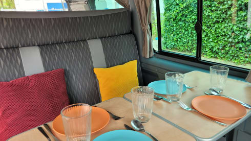 Ford nugget – Klaar voor een mooie reis: Ford nugget 4p 2007 campervan