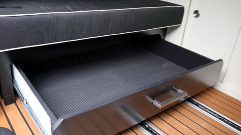 4p Mercedes-Benz campervan uit 2018