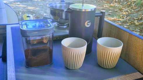 Vamos – Luxury Campervan and Nomad Office