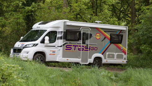 MINDY – 2022 Luxury 4 berth Elddis Magnum GT Motorhome