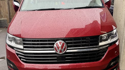 Ruby Roamer – 4 berth Volkswagen campervan from 2023