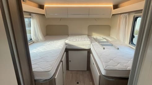 XGO King 1 – Nieuwe, luxe 5-persoons Alkoofcamper