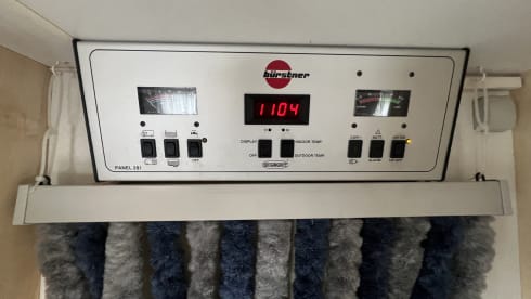 4p Bürstner semi-integrated 