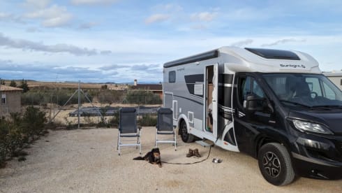 Luxe Sunlight T67 - automaat - heelijke luxe camper (2022)