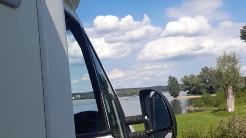 2p Fiat semi-integrated uit 2005