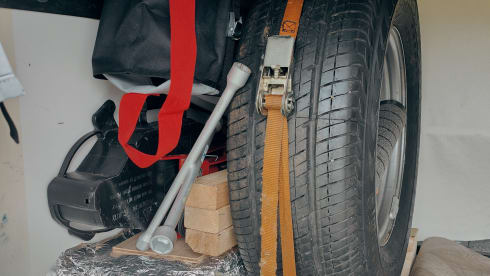 Rambo VIII – Off Grid, Touring or Site Set Up - Suitable for up to 5 persons!