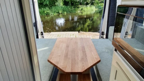 Ragianna – 4 Berth Citroën Relay 2023 OFF Grid Conversion