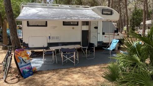 CAMPER FOR FAMILIES MAX 4 PEOPLE