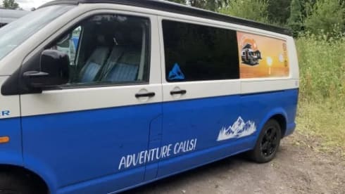 Sky – 4 berth Volkswagen Transporter campervan 