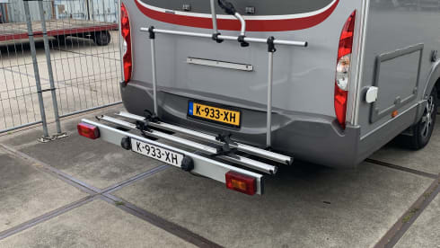 zwerver – Complete luxury two-person motorhome rentals