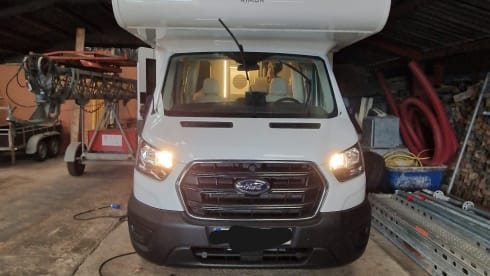 Ford Kilig 695
