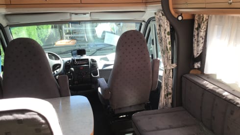 Super nice neat Burster camper 3/4 persons very complete