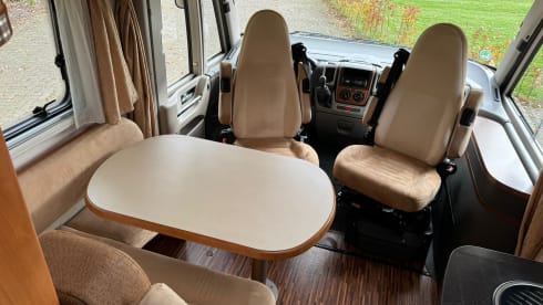 "Popeye II' – Very luxurious, spacious 4p Hymer B514 CL Silver Line, XXL garage, 160 hp