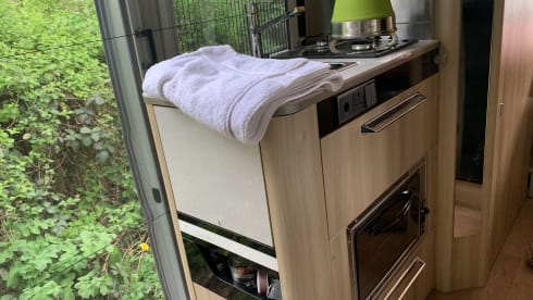 Dreamer – 5 berth Fiat Ducato camper van