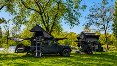 W R A N G L E R . – Jeep Wrangler Rubicon avec remorque tout-terrain en option RS Camp ES-3 (<750 kg)