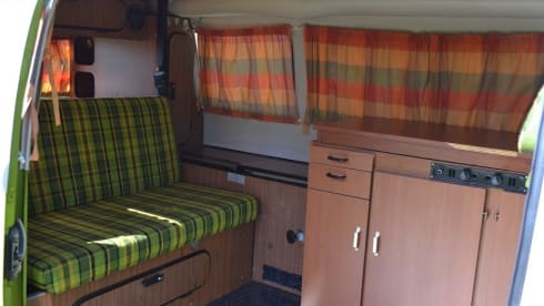 Retro VW T2B Camper droombus - technically top!