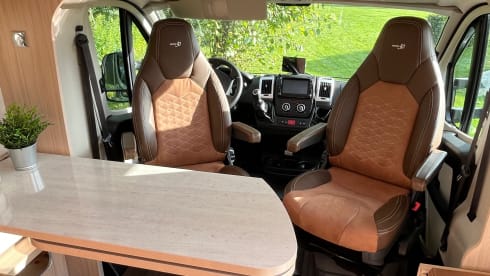 2p Bürstner semi-integrated from 2019