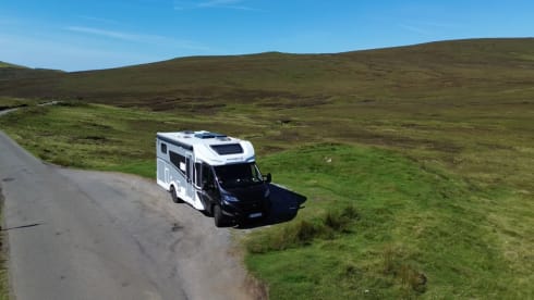 Den Trotter – Den Trotter - Sunlight Adventure 