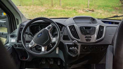 Luxe  4p camper – 4p Ford semi-integrated uit 2015