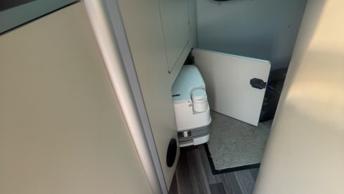 Camper Charly – Camper van for campers and little adventurers