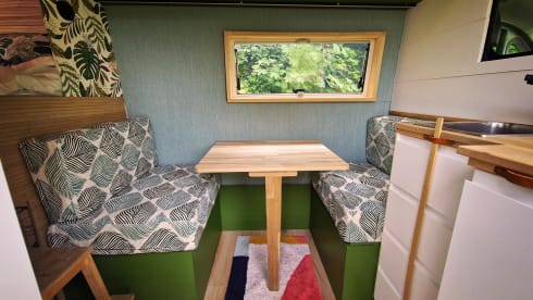 O!vanLife – Tasteful campervan conversion for those seeking peace and quiet