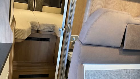 Almost new Malibu bus camper from 2020 with wifi