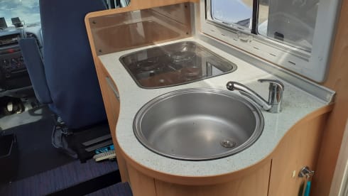 2p Fiat semi-integrated uit 2004