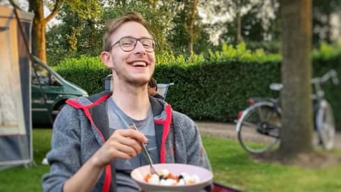 Helga – 2p Mercedes-Benz bus from 2005