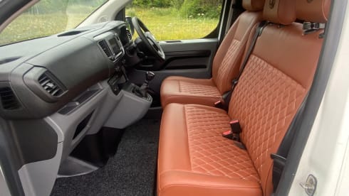 Vinnie – 4 berth Other campervan from 2020