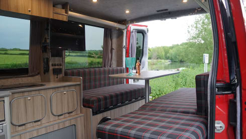 Betsy – Betsy - The VW Crafter! 