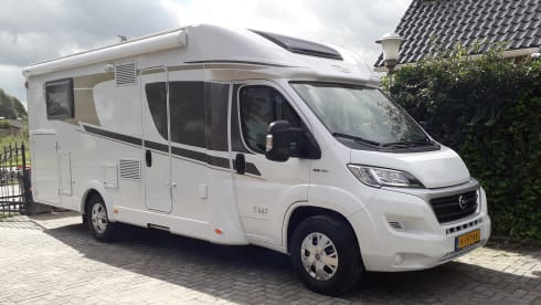 Super luxury corado camper 4 persons