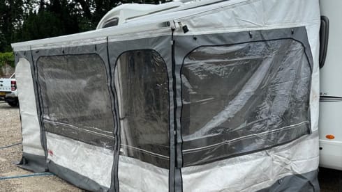 BARRY – 4 berth Fiat bessacar from 2009