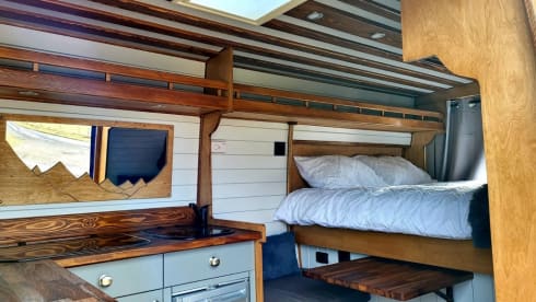 Stunning cosy Edinburgh camper, perfect for exploring Scotland